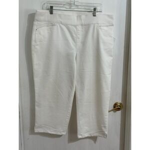 Intro Love the Fit ~ Women's Stretch Pull-On Capris ~ White ~ 18W